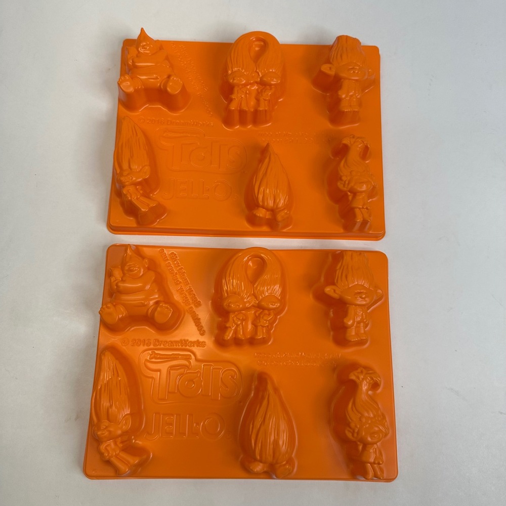 2 Pack DreamWorks Trolls Jell-O Jigglers Gelatin Molds Orange 2016 Movie Poppy
